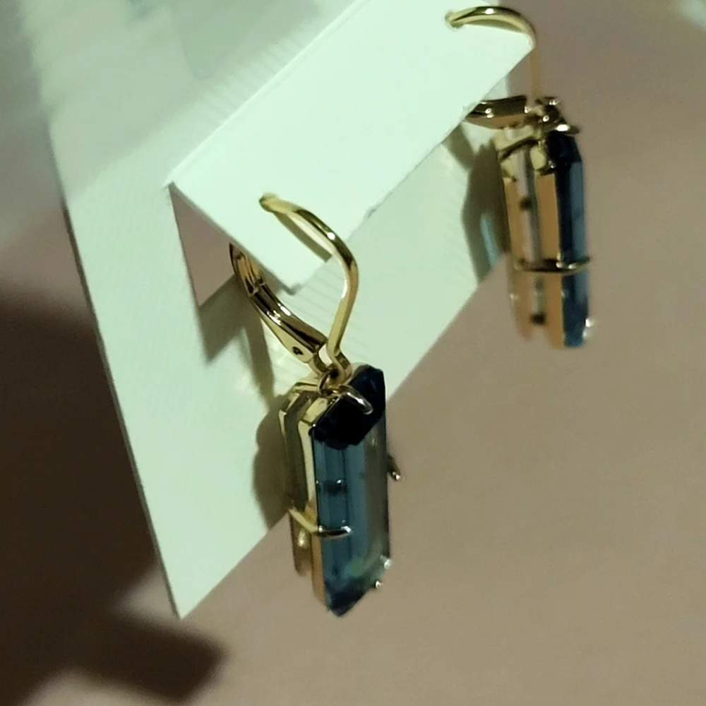 Earrings - Picture 2 of 3